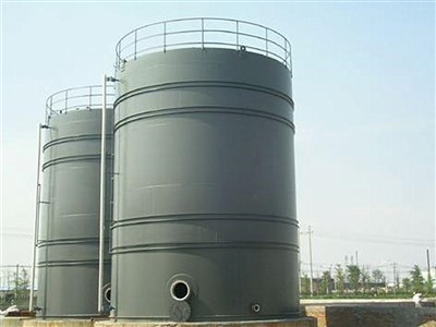 Stroj za navijanje transportnih rezervoarjev FRP